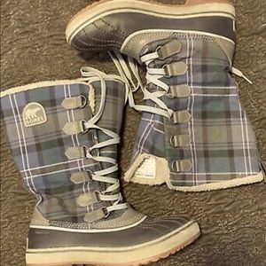 New without tags Sorel Boots